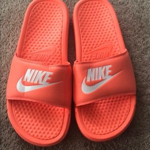 Nike slide